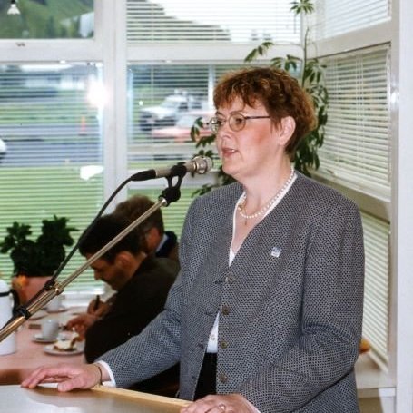 Nokkrar myndir frá vígslunni. Helga Guðmundsdóttir var fyrsti forstöðumaður Kirkjubæjarstofu.