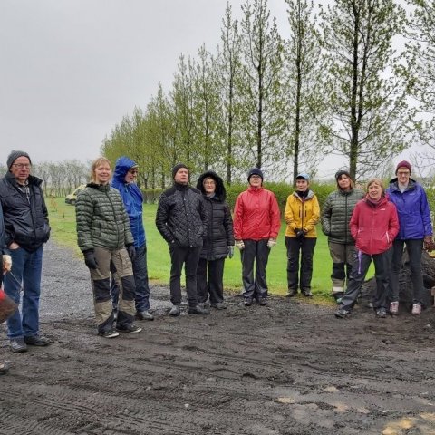 Bergrún Arna, jarðfræðingur sagði frá öskulögum á Klaustri (Ljósm. LM)