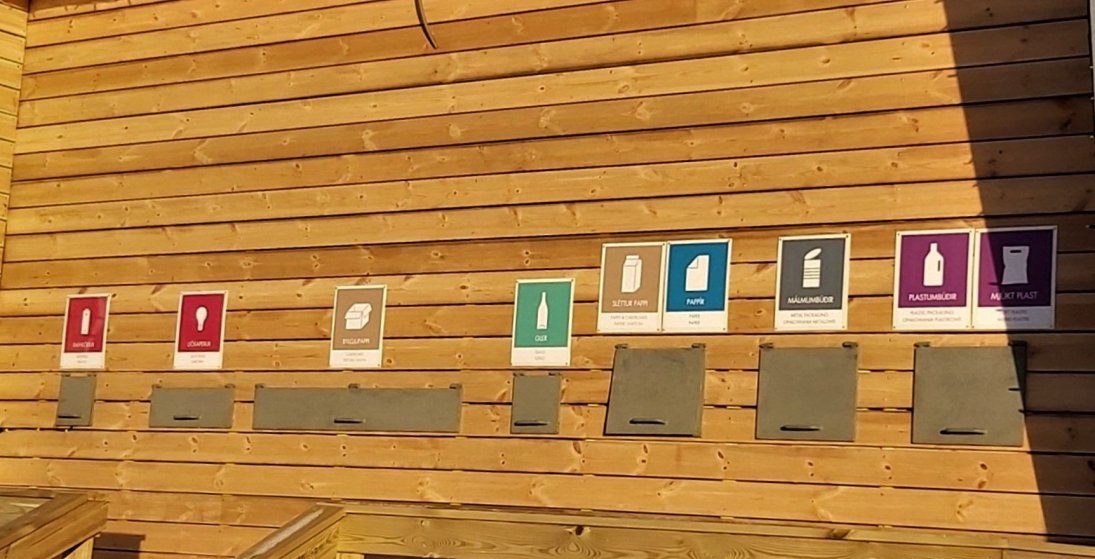 Opnunartími gámavallar í apríl 2021