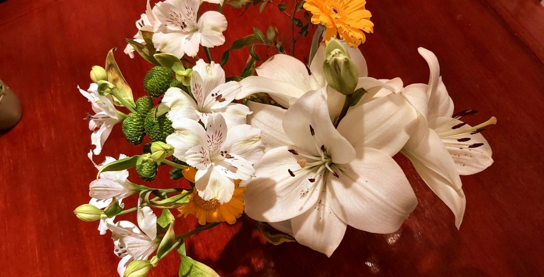 Trú og menning á sunnudegi. Messan í Minningarkapellu Sr. Jóns Steingrímssonar og svo verður umfjöll…