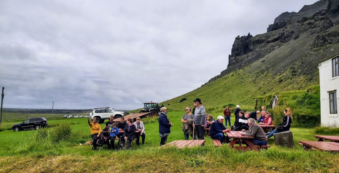 Liðið ár frá síðustu messu á Núpstað (Ljósm. LM)