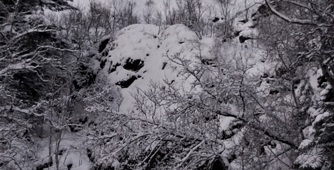 Það er fallegt á Klaustri í dag og tími til gönguferða frekar en sundferða (Ljósm. LM)