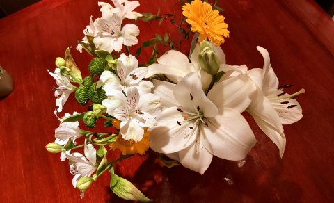 Trú og menning á sunnudegi. Messan í Minningarkapellu Sr. Jóns Steingrímssonar og svo verður umfjöll…