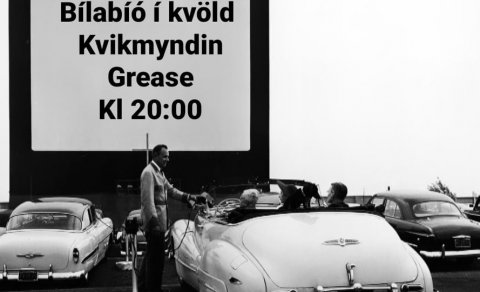 Bílabíó við íþróttahúsið á Klaustri