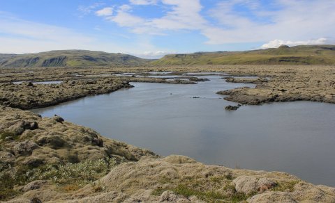 Skaftárhlaup geta valdið tjóni á þjóðvegi 1 og víðar. Ferðalöngum er ráðlagt að fylgjast vel með fré…