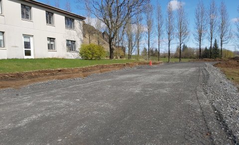 Nýjasta gatan á Klaustri verður ekki sópuð að sinni en allar aðrar götur verða sópaðar 30. maí 2022 …