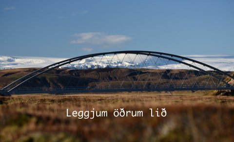 Á uppskeru- og þakkarhátíð viljum við gleðjast og þakka en líka leggja þeim lið sem hafa átt erfiðar…