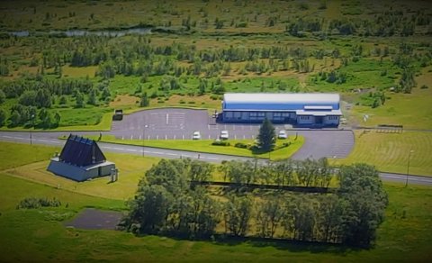 Minningarkapella Sr. Jóns Steingrímssonar og gamli kirkjugarðurinn á Kirkjubæjarklaustri (Ljósm. LM)