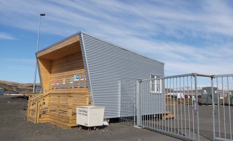 Allir velkomnir, alla daga, með minniháttar sorp. (Ljósm. LM)