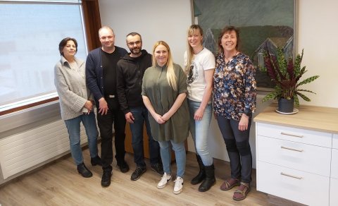 Fráfarandi sveitarstjórn Skaftárhrepps: Katrín, Bjarki, Jón Hrafn, Sandra Brá sveitarstjóri, Heiða G…